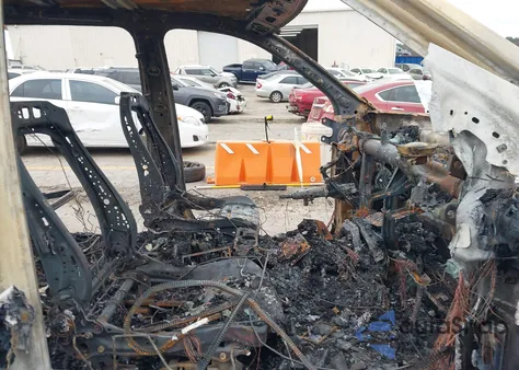 2020 GMC Sierra 1500 2Wd Standard Box Elevation z USA, uszkodzony, nr VIN 3GTP8CET8LG280567